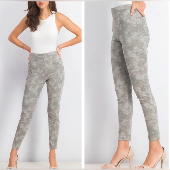 Spanx stretch twill ankle cargo pants - stone wash camo- Brand New With Tags - Picture 3 of 16